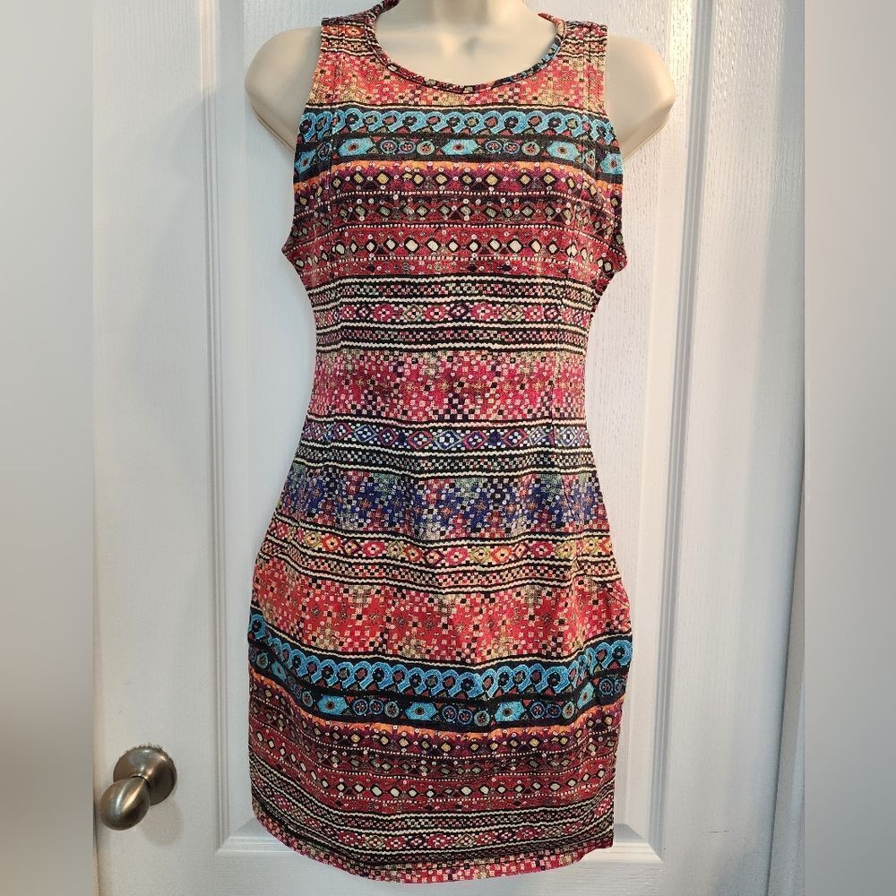 NWT Tigerlily Sleeveless Dress Size 4